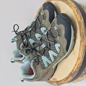 Merrell Avian Light Sport Dusty/Olive Women's Size 10